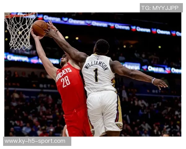 多支球队关注鹈鹕墨菲琼斯湖勇对琼斯的追求尤为迫切 多支球队关注鹈鹕墨菲琼斯湖勇对琼斯的追求尤为迫切