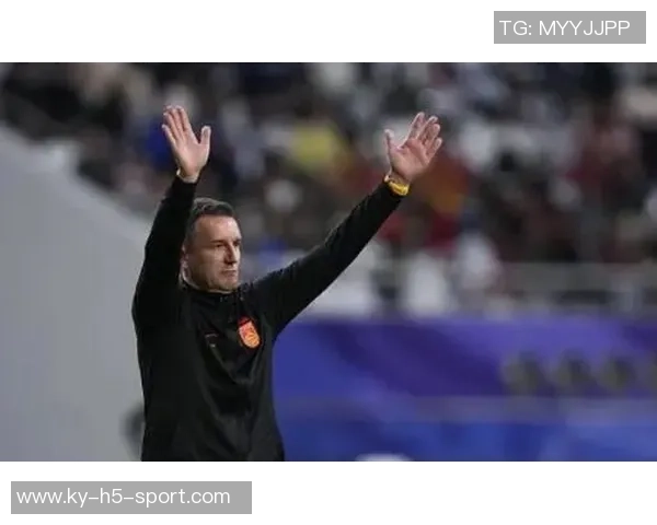 扬科维奇观战女足惨败直言中国球员可胜任欧洲低级别联赛