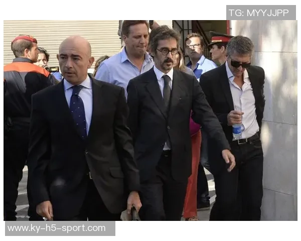 杰克逊马丁内斯捐款被牧师挪用西班牙法庭裁定牧师有罪