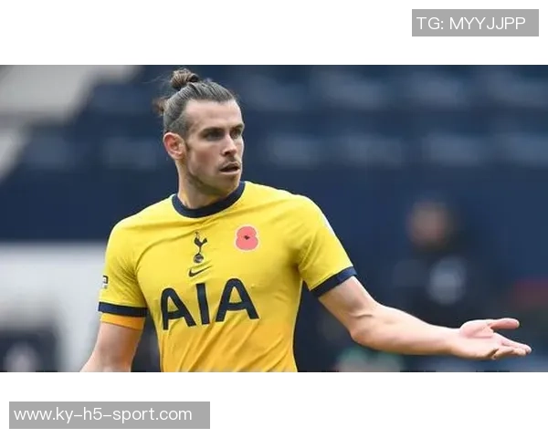 阿方索戴维斯重返赛场期待替补出战葡体教练决定上场机会