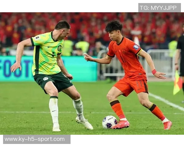 王钰栋精准传球助攻卡列洛轻松破门扳平比分 王钰栋精准传球助攻卡列洛轻松破门扳平比分