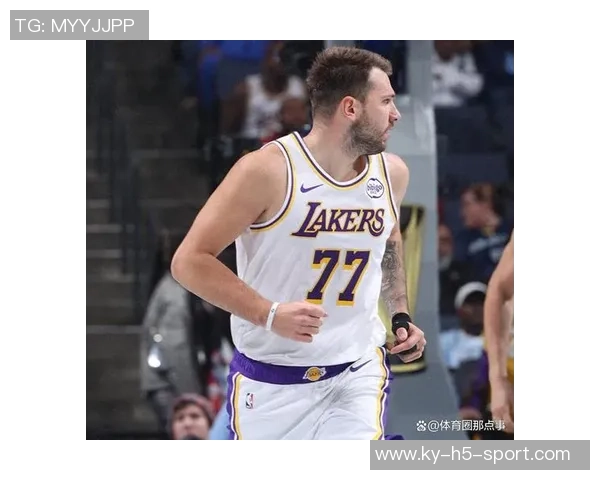 罚球精准无误与严密防守助湖人逆转战胜灰熊赢得关键胜利 罚球精准无误与严密防守助湖人逆转战胜灰熊赢得关键胜利