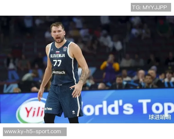 东契奇承认最后三分犯规责任裁判判罚无可争议 东契奇承认最后三分犯规责任裁判判罚无可争议